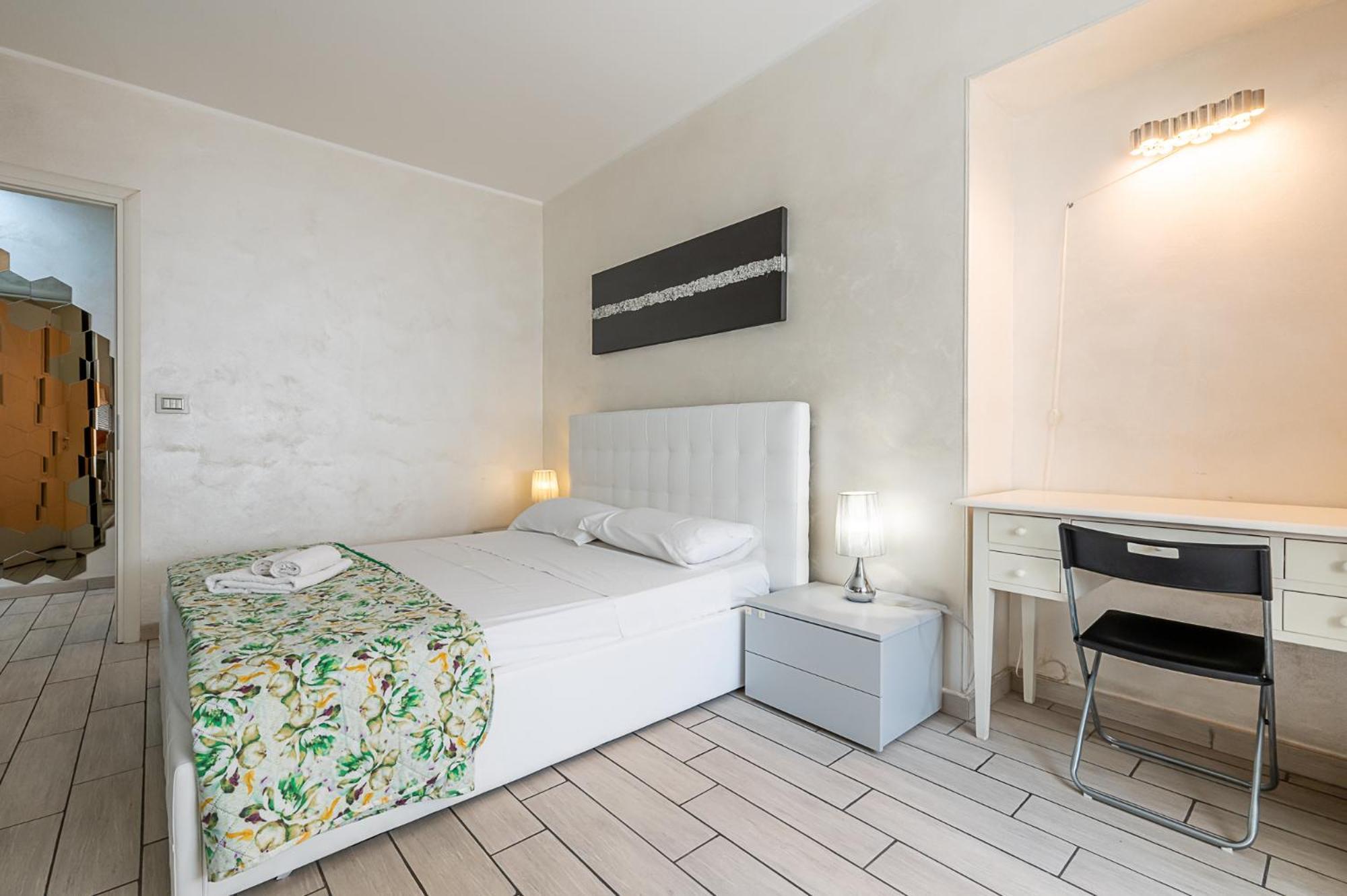 Camerana Prestige Porta Nuova Turin Exterior photo